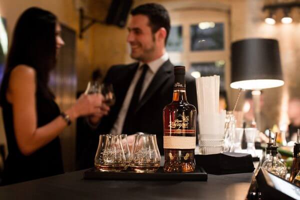 Eventfotograf-Berlin-Promotionfotografie-RonZacapa