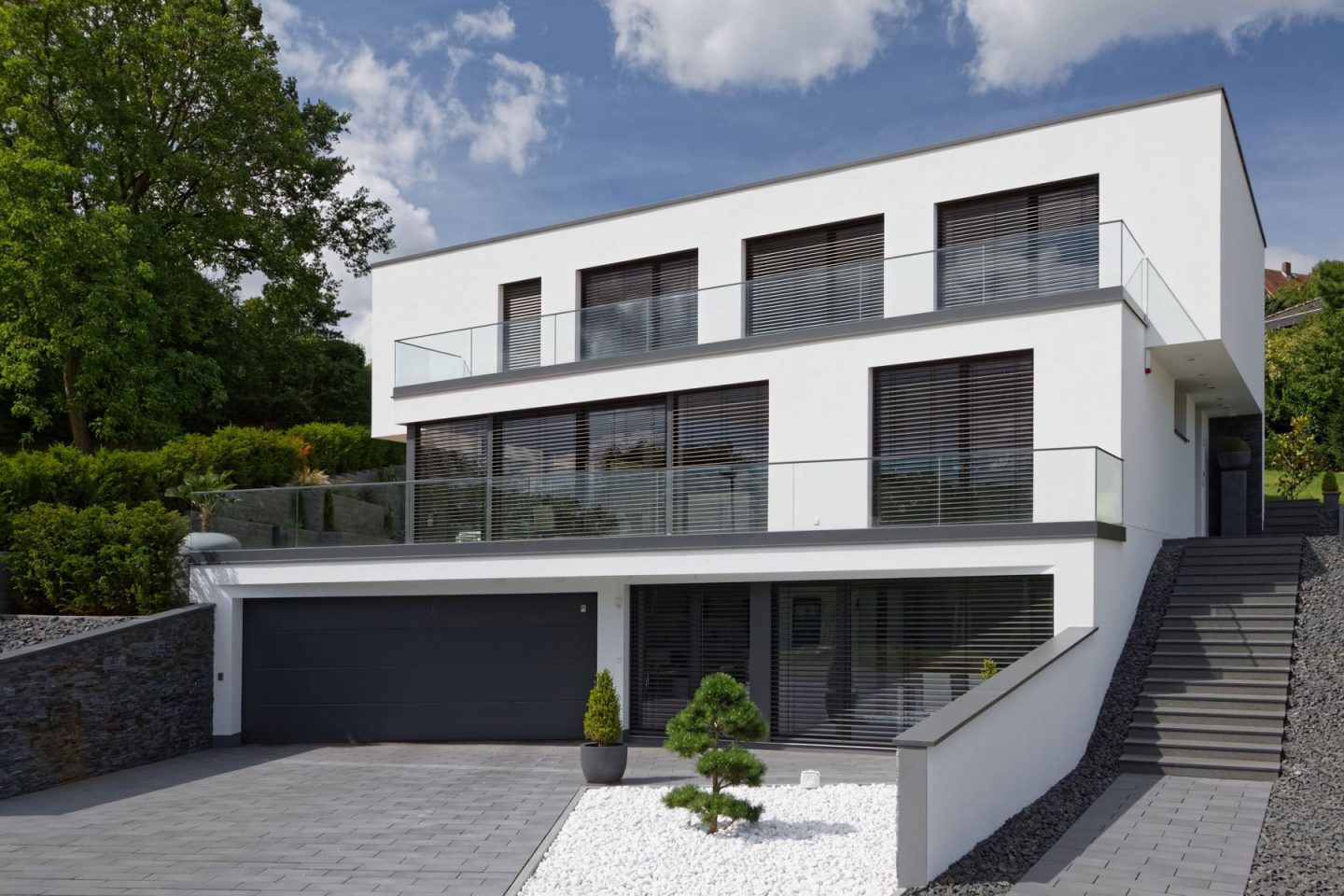 Architekturfotografie zur Blauen Stunde | Exklusive Villa by Daniel Krafft © offenblende.de / Albrecht ALBT