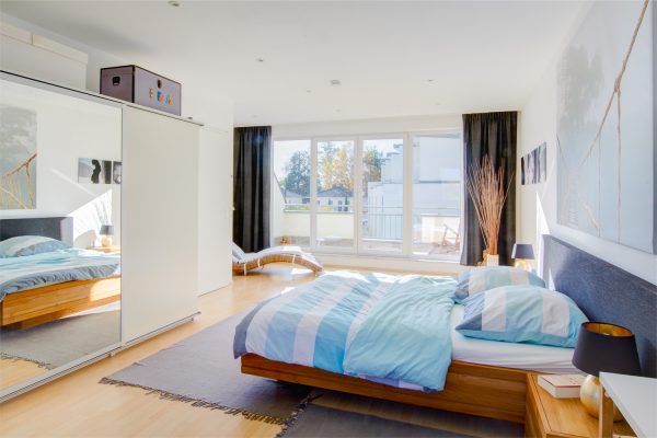 Unser Spezialist für Immobilienfotos in Frankfurt © Offenblende / Chris CHKI Unser Spezialist für Immobilienfotos in Frankfurt © Offenblende / Chris CHKI