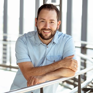 Porträt von Andrej, Eventfotograf in Köln