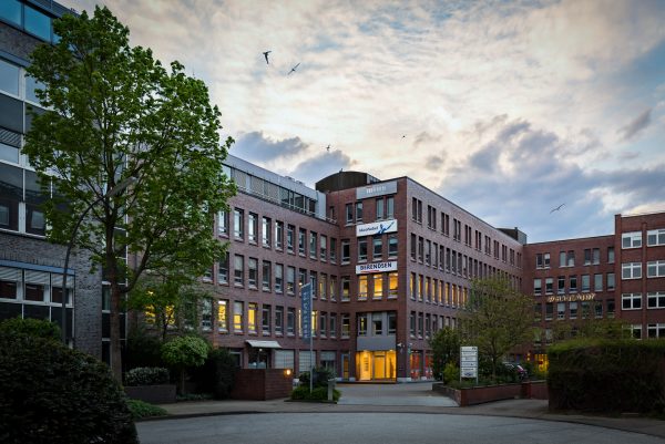 Architekturfotograf für Gewerbeimmobilien © Offenblende / Stefan SRA Architekturfotograf für Gewerbeimmobilien © Offenblende / Stefan SRA