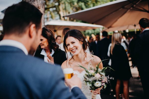 Brautstyling in Düsseldorf: Hair- & Make-up by Monika MAMAG © Offenblende