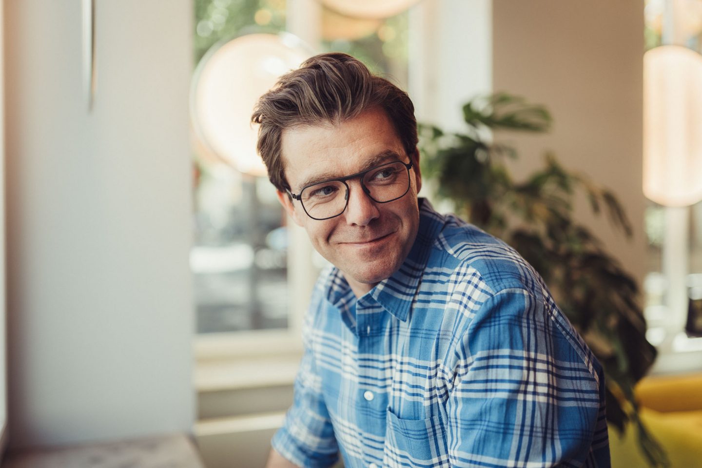 Business Fotograf Köln © Offenblende / Joshua JAH