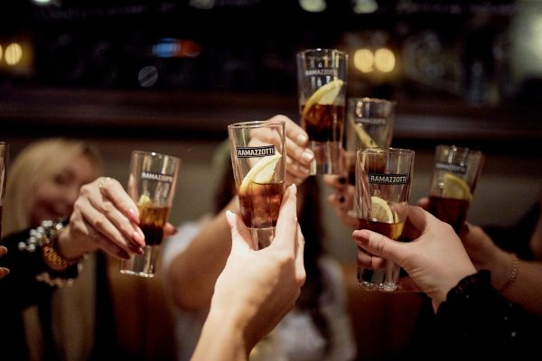 Eventfotograf in Köln für Ramazzotti Promotion Tour © Offenblende / Sebastian SB Eventfotograf in Köln für Ramazzotti Promotion Tour © Offenblende / Sebastian SB