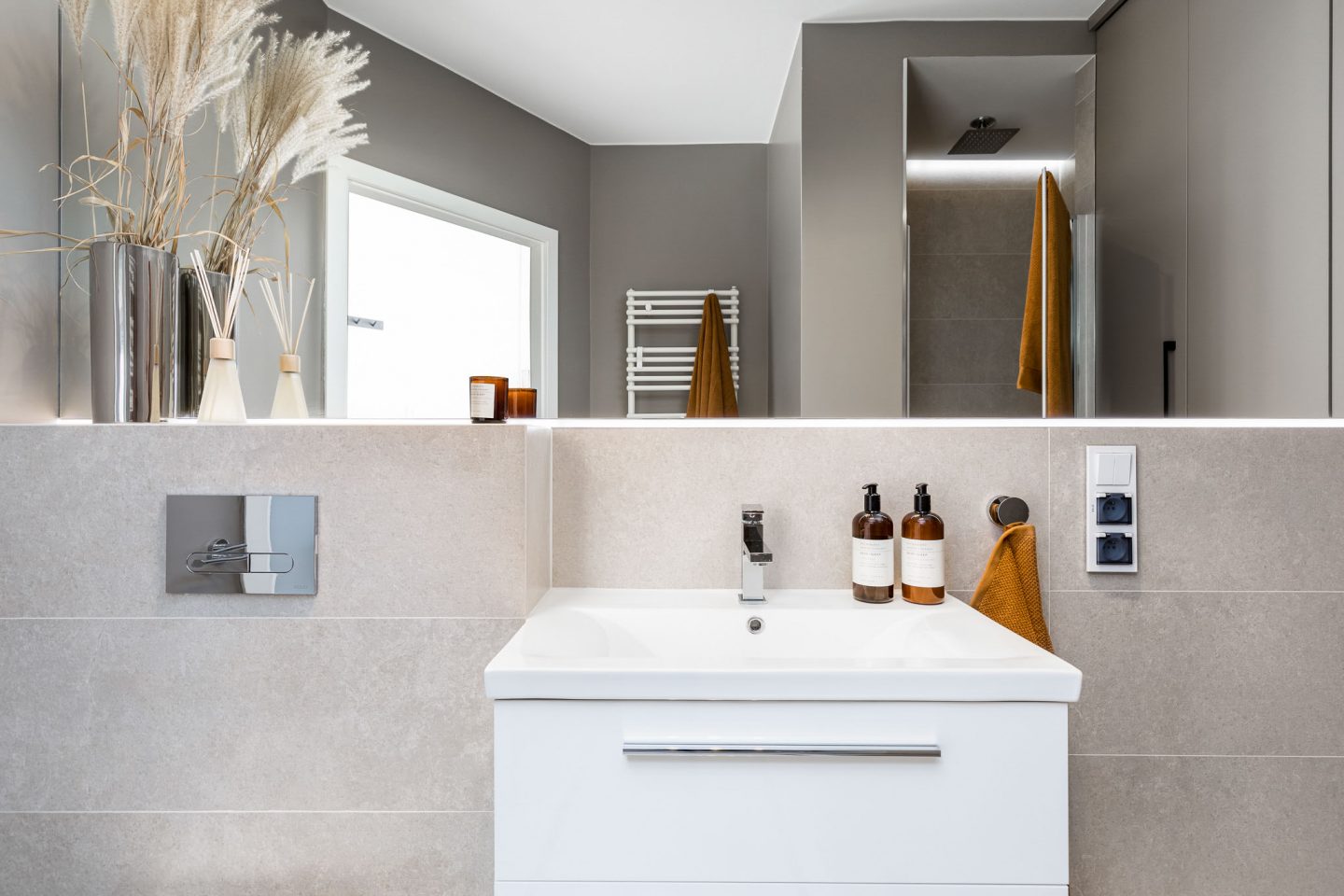 Immobilienfotograf an der Müritz © Offenblende / Daria DADZ