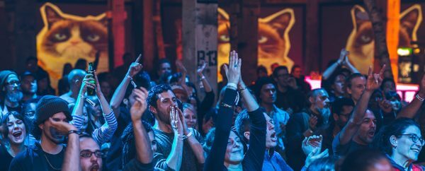 liveDEMO im Kraftwerk Berlin #opelgoesgrumpy © offenblen.de liveDEMO im Kraftwerk Berlin #opelgoesgrumpy © offenblen.de