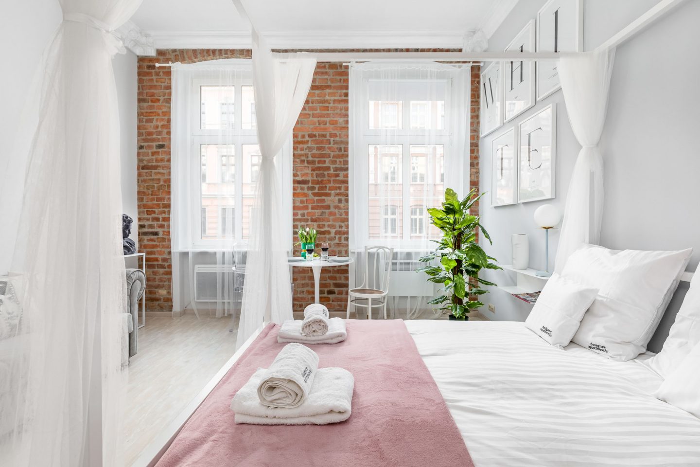 Immobilienfotograf in Neustrelitz © Offenblende / Daria DADZ