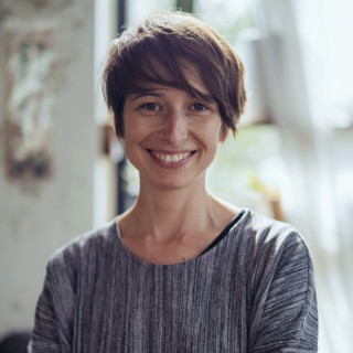Porträt von Nina, Eventfotografin in Köln