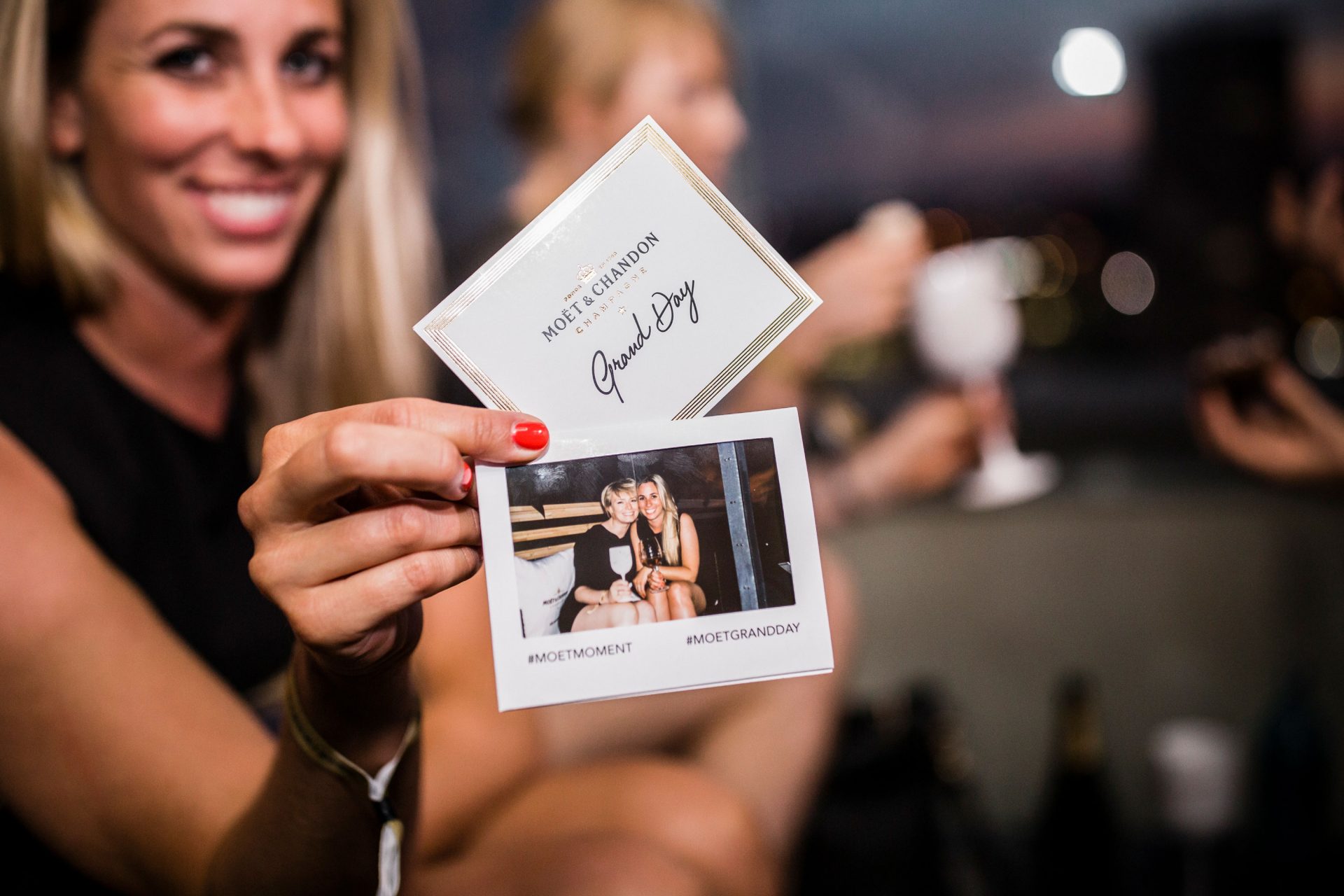 Das Passepartout - Polaroid Bilderrahmen mit Branding als Event Promotion & Marketing Tool