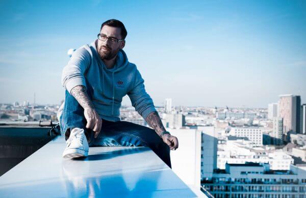 Werbefotograf Berlin: Cover-Shooting mit SIDO - geboren um frei zu sein © offenblen.de Werbefotograf Berlin: Cover-Shooting mit SIDO - geboren um frei zu sein © offenblen.de