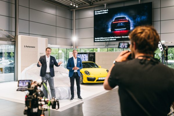 Videoproduktion Livestream für die Premiere des Porsche 992 Turbo S im Porsche Zentrum Adlershof